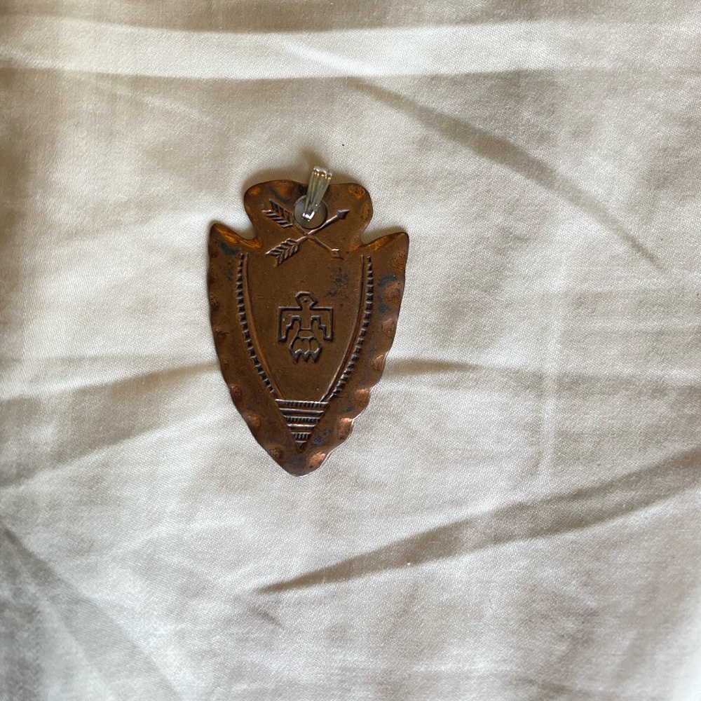 Vintage arrowhead pendent